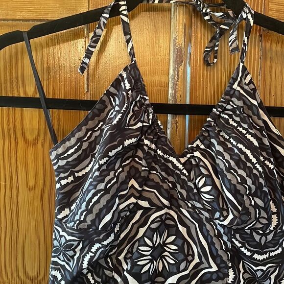 H&M Halter Neck Mini Dress Size 4 - Picture 3 of 7